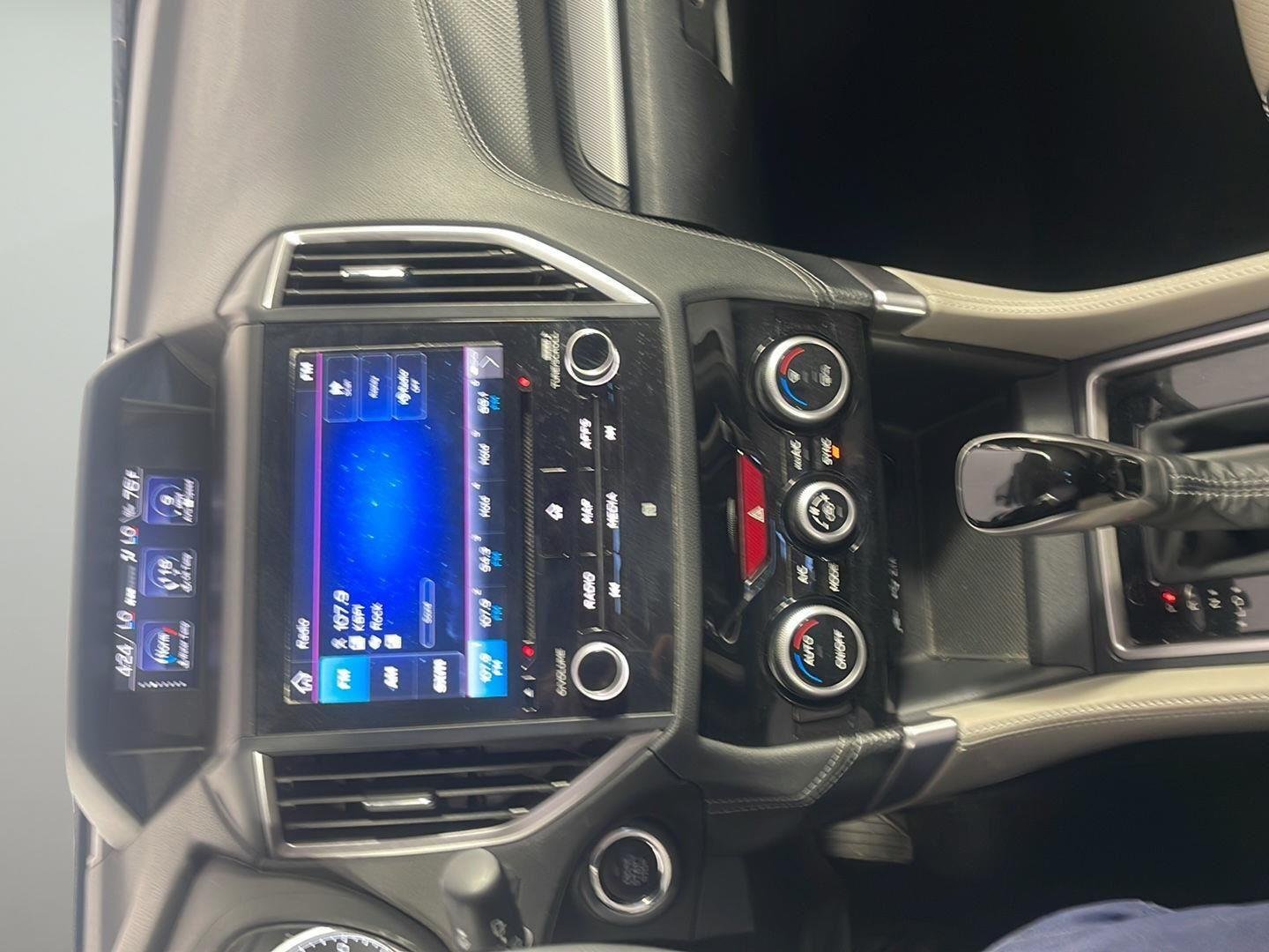 Used 2019 Horizon Blue Pearl Subaru Limited image 22
