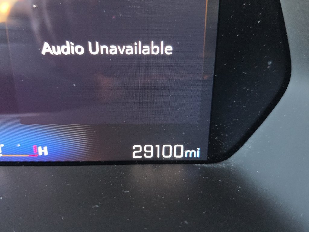 Used 2024 Summit White Chevrolet Z71 image 22