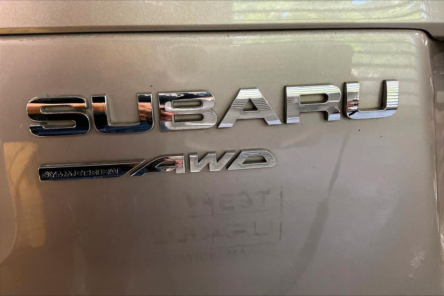 Used 2014 Burnished Bronze Metallic Subaru 2.5i Touring image 31
