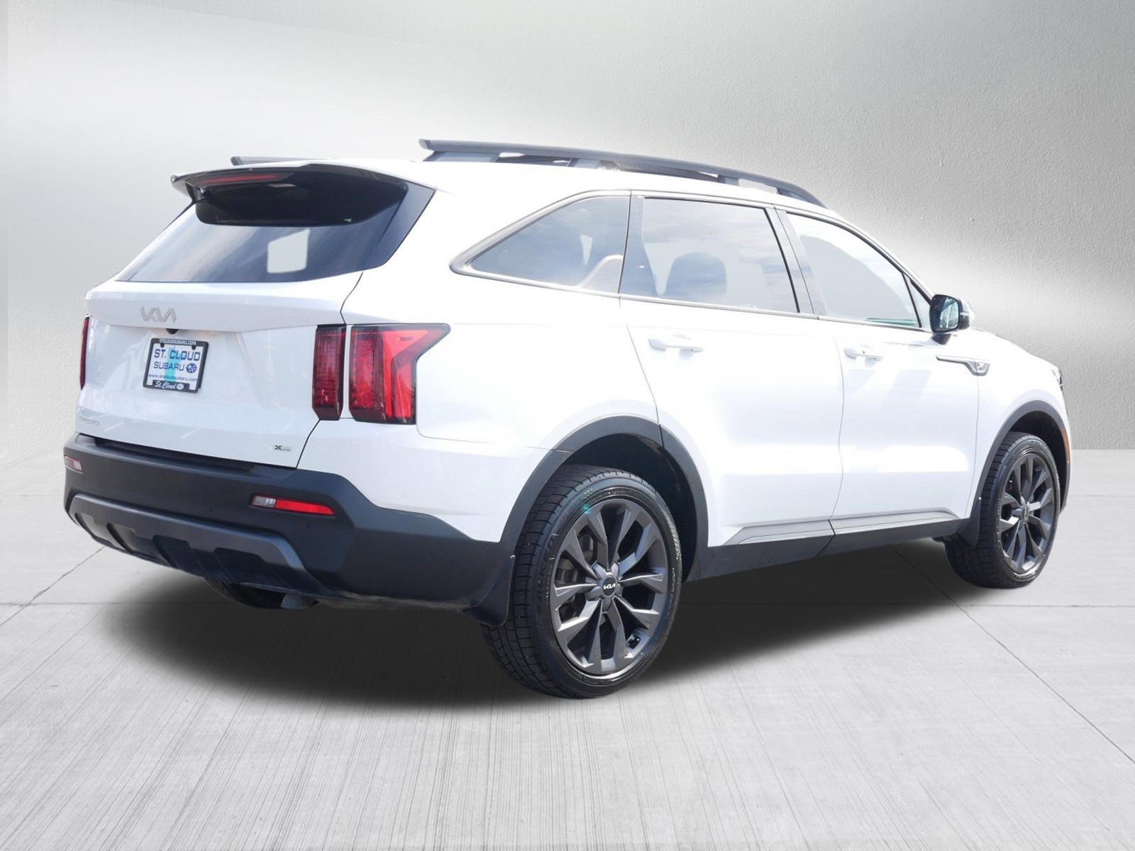 Used 2023 Glacial White Pearl Kia X-Line EX image 7