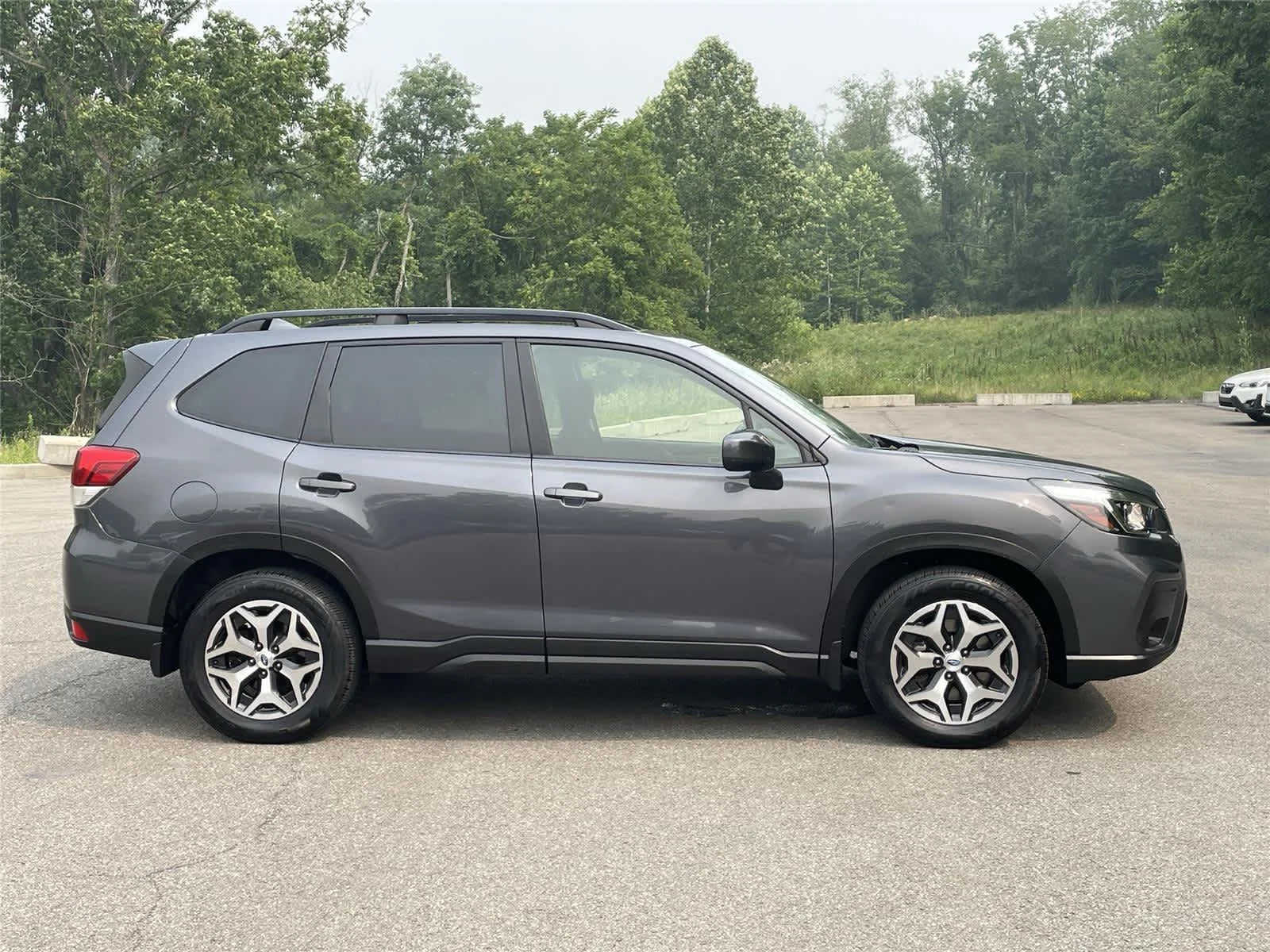 Used 2020 Magnetite Gray Metallic Subaru Premium image 6