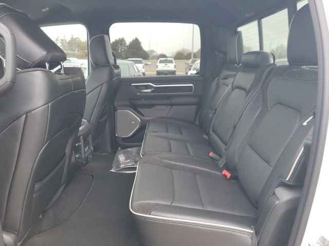 2026 RAM 1500 Laramie - Photo 22