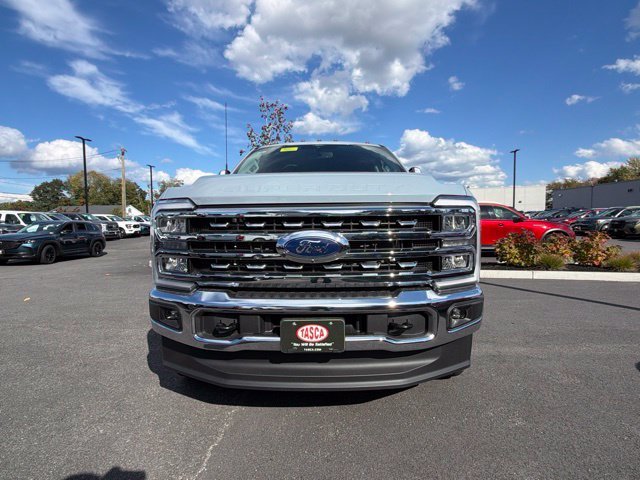 New 2026 Glacier Gray Metallic Tri-Coat Ford F-350® Lariat® image 6