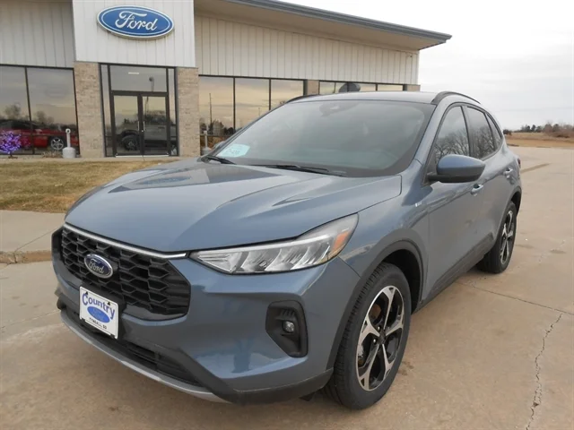 2025 Ford Escape Hybrid