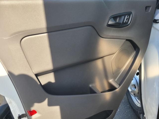 New 2025 Oxford White Ford Cutaway image 6