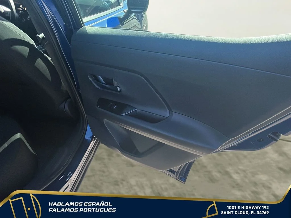 Used 2025 Blue Nissan S FWD image 27