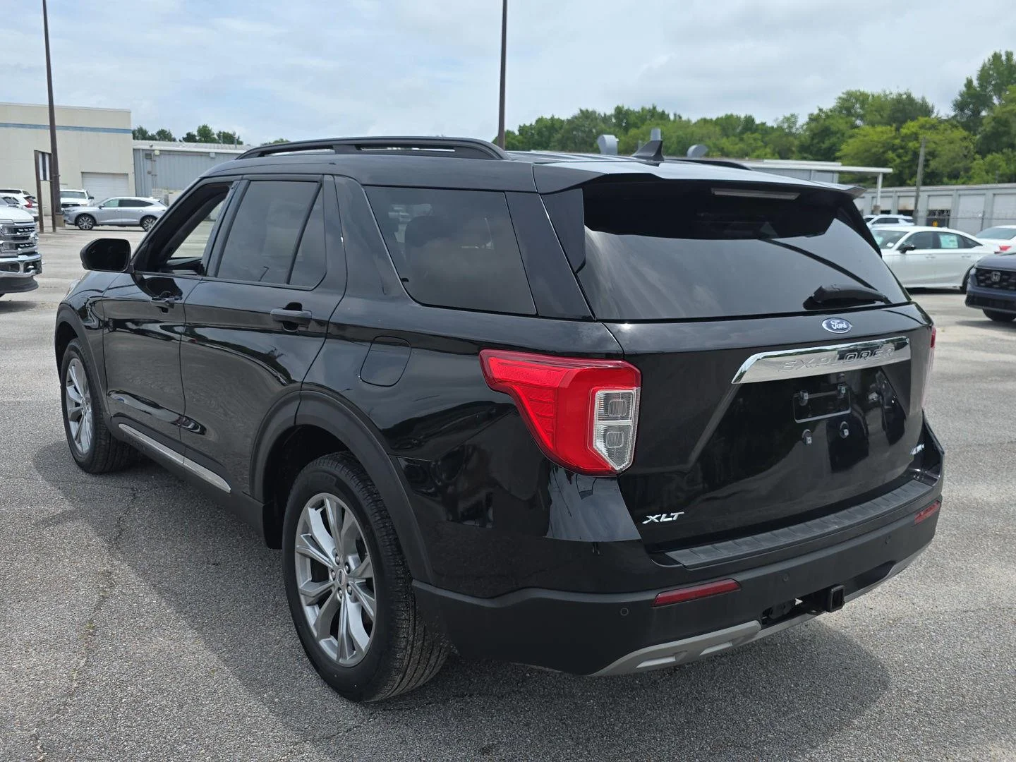 Used 2023 Agate Black Ford XLT image 9