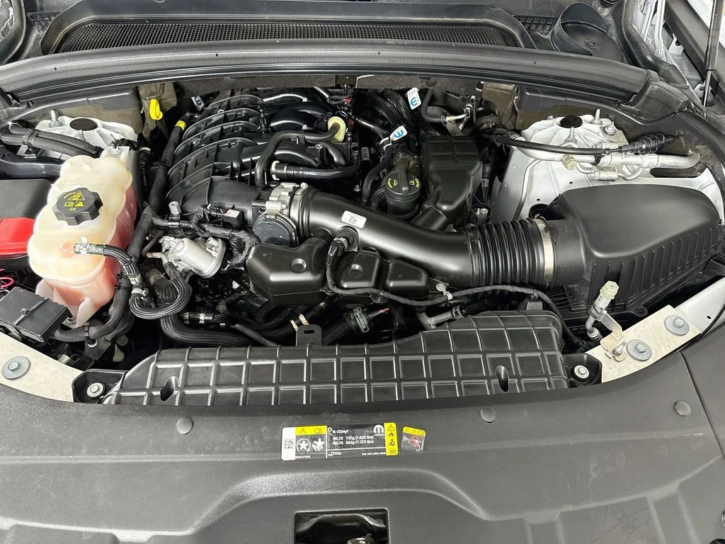 Used 2023 White Jeep Limited image 31