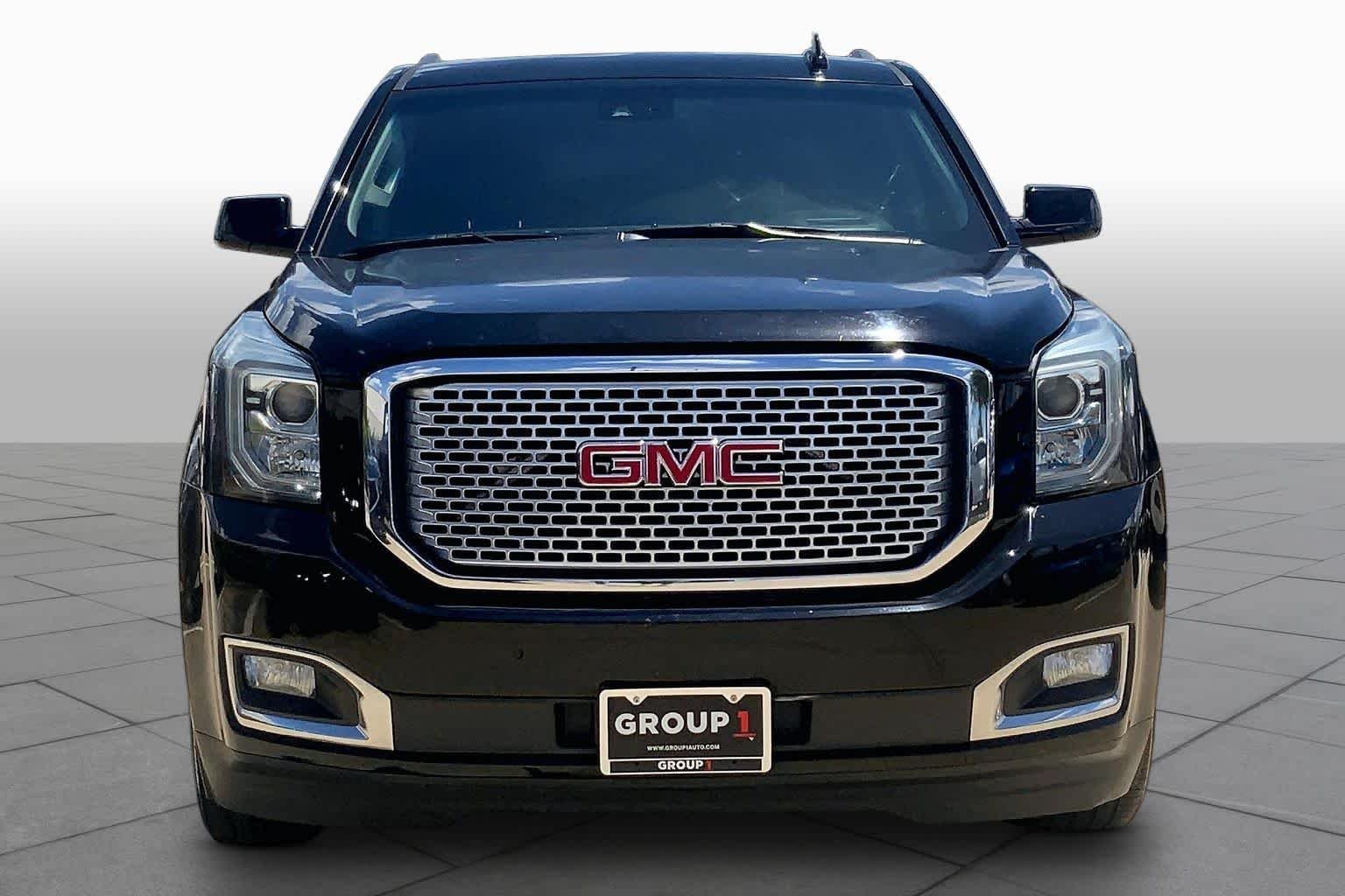Used 2016 Onyx Black GMC Denali image 4