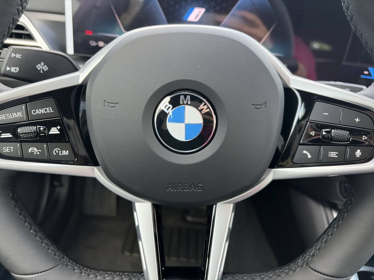 New 2026 Tanzanite Blue II Metallic BMW eDrive40 image 21