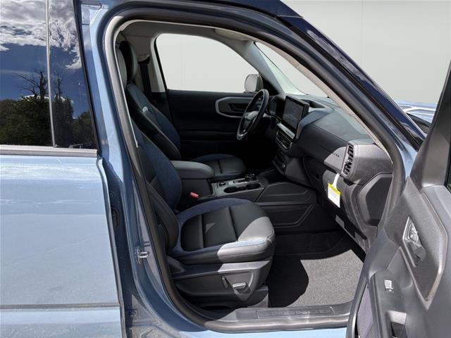 New 2026 Azure Gray Metallic Tri-Coat Ford Outer Banks® image 35