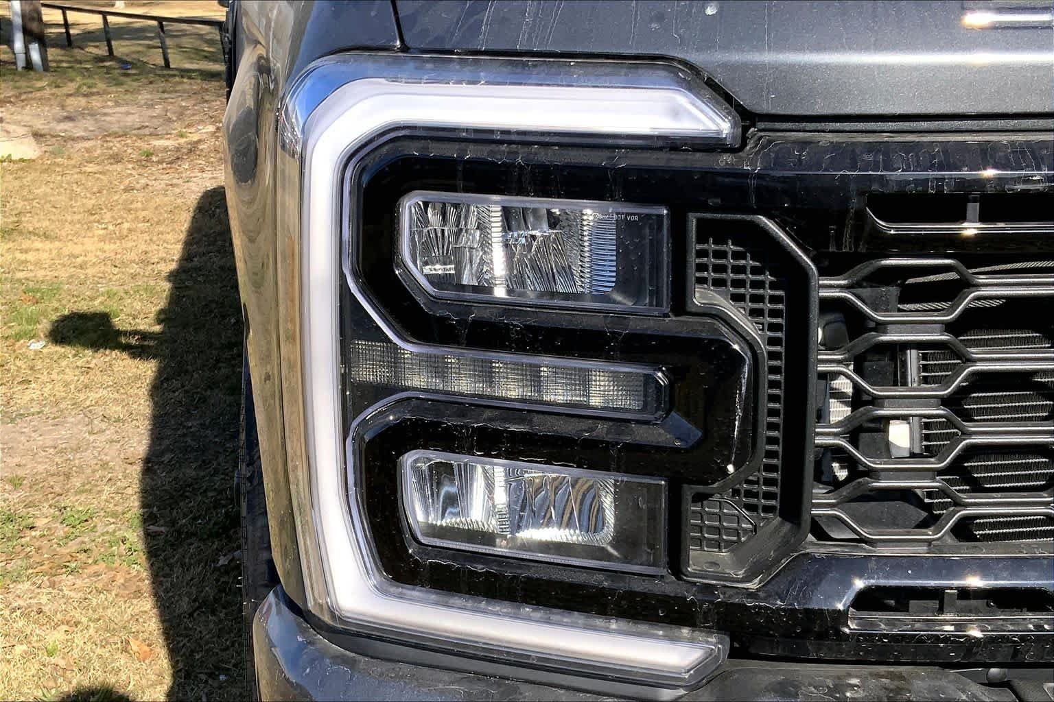 New 2026 Carbonized Gray Metallic Ford F-250® Lariat® image 10