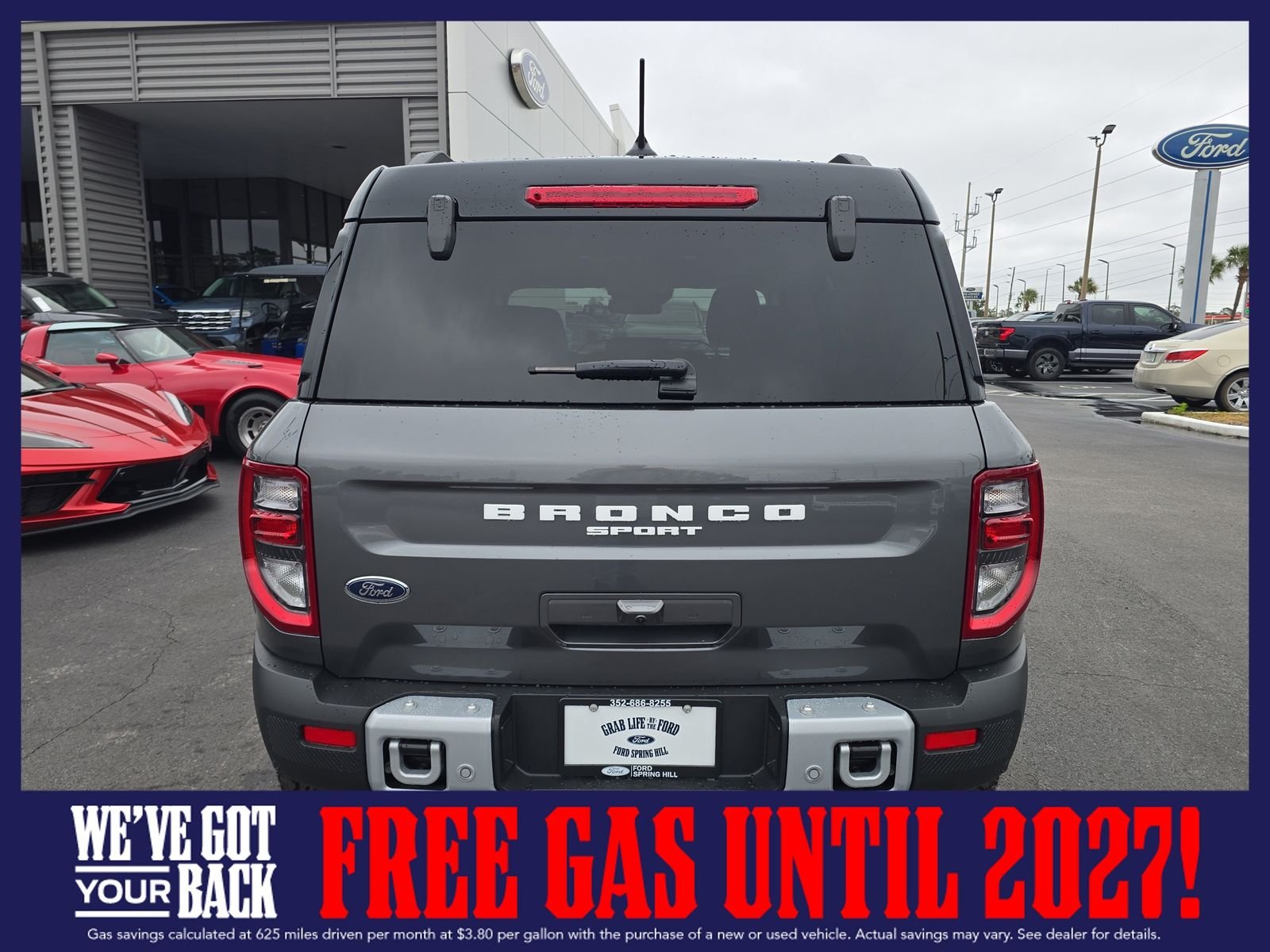 New 2025 Carbonized Gray Metallic Ford Outer Banks image 7