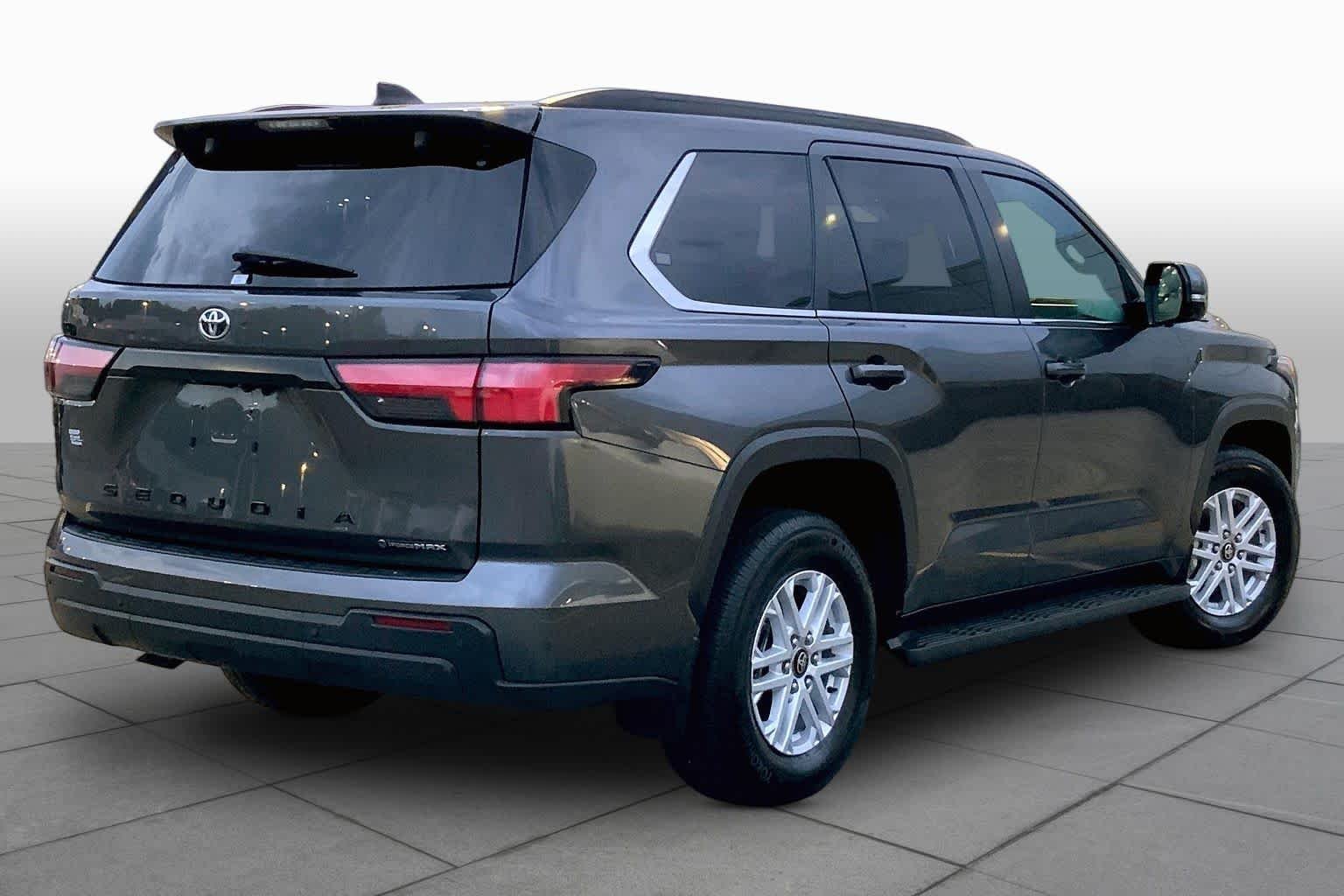 Used 2025 Magnetic Gray Metallic Toyota SR5 image 12