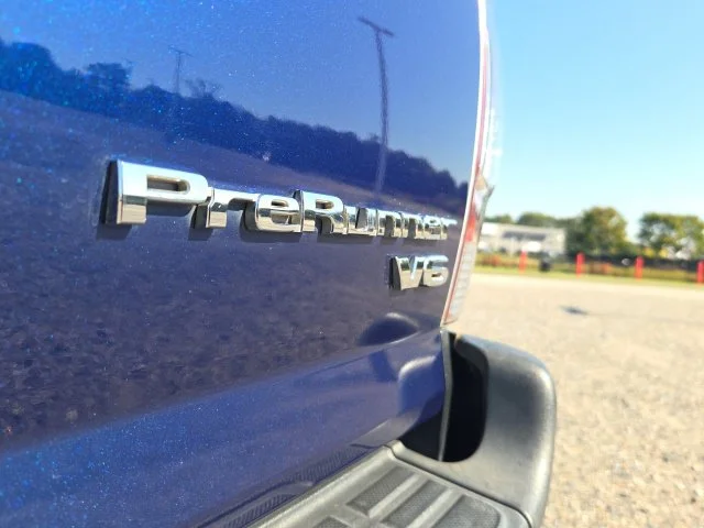 Used 2015 Blue Toyota PreRunner image 17