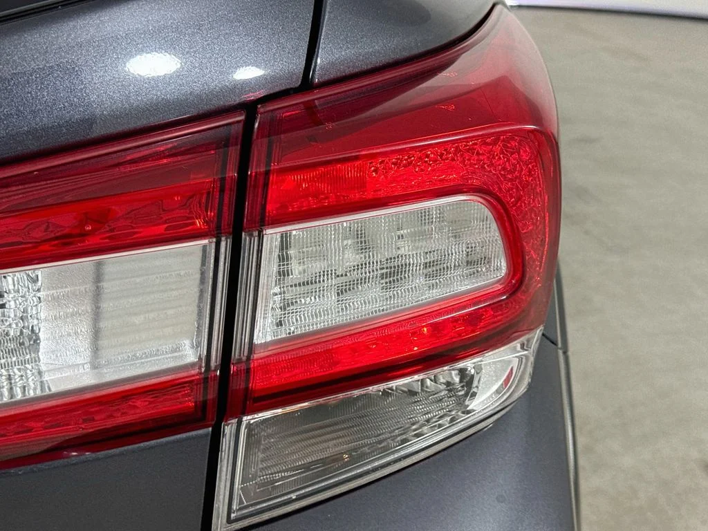 Used 2018 Dark Gray Metallic Subaru 2.0i Limited image 32