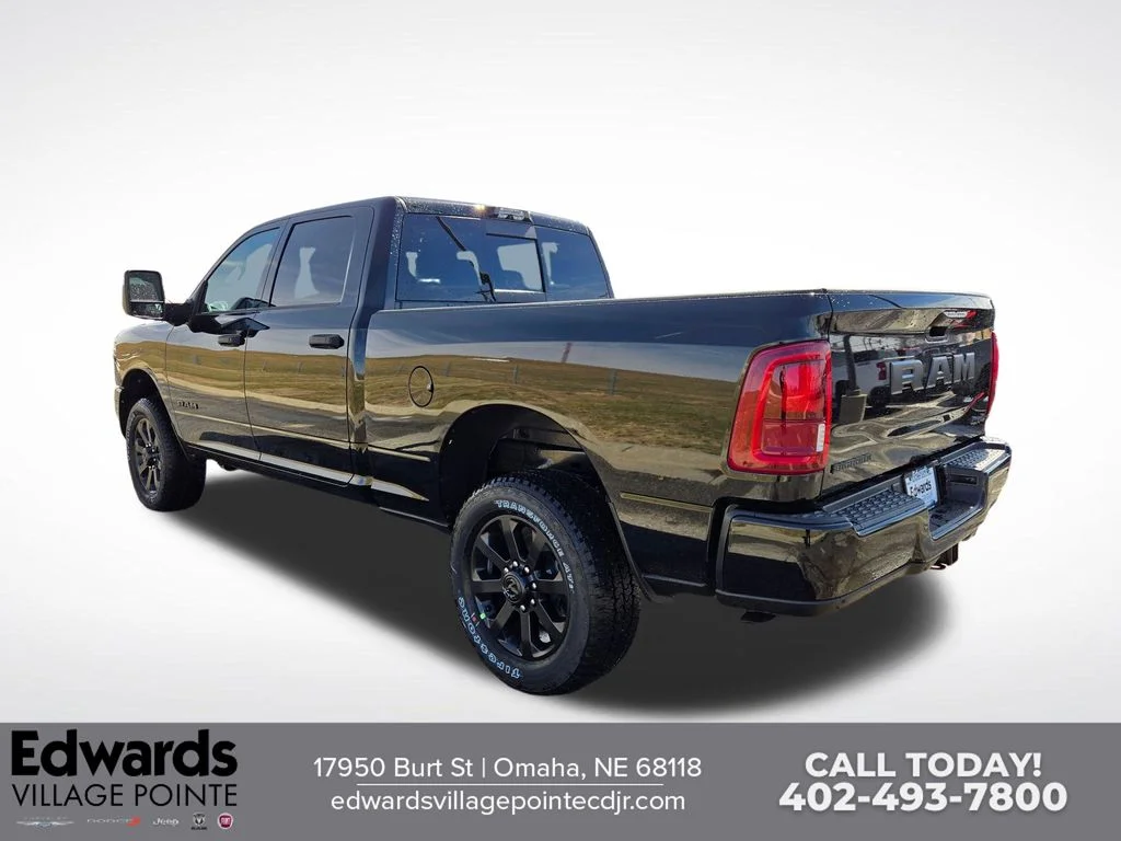 New 2026 Diamond Black Crystal Pearl-Coat Exterior Paint RAM Big Horn image 5
