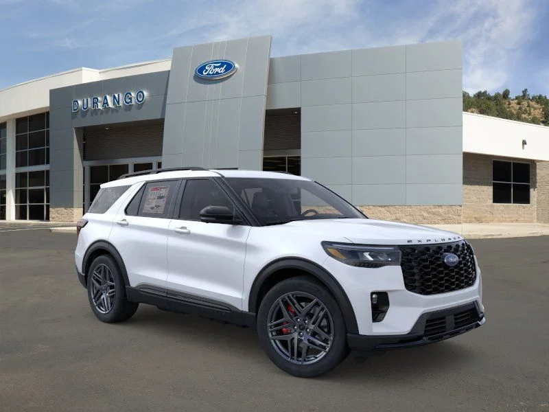 New 2026 Star White Metallic Tri-Coat Ford ST image 7