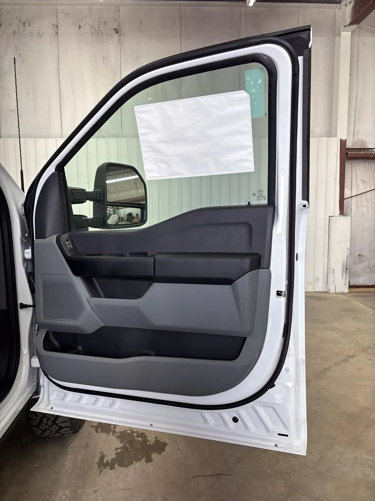 New 2027 Oxford White Ford F-250® XL image 16