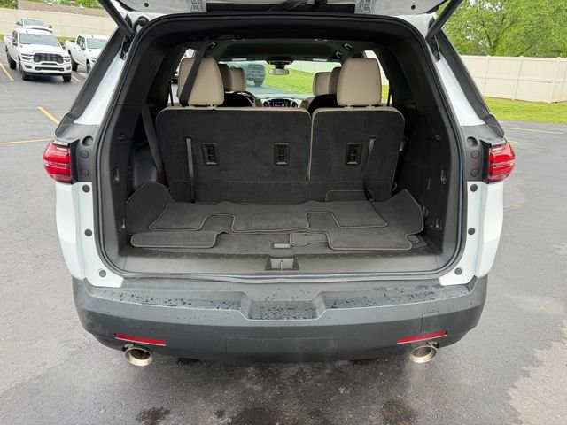 Used 2023 White Chevrolet LT Leather image 9