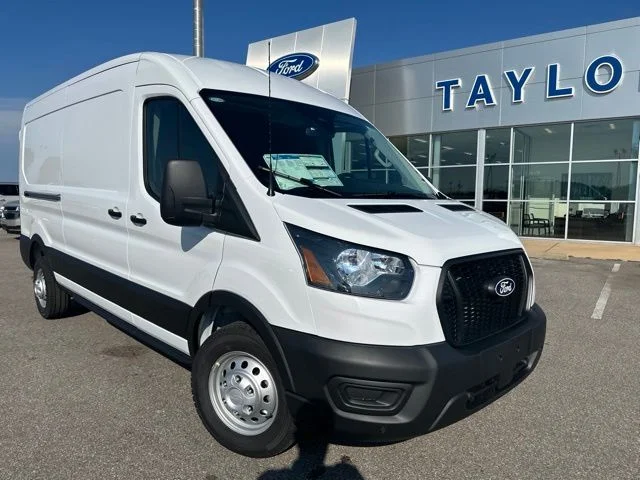 New 2026 Oxford White Ford Cargo Van image 4