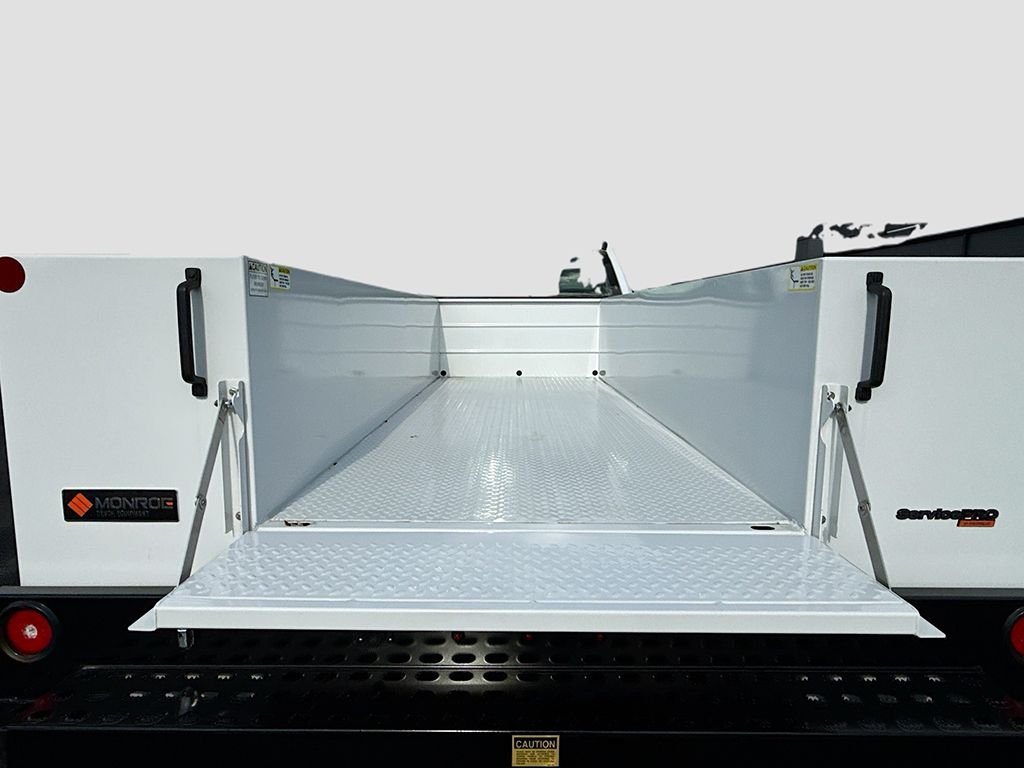 2024 Ford F-450 Super Duty Chassis Cab XL - Photo 13