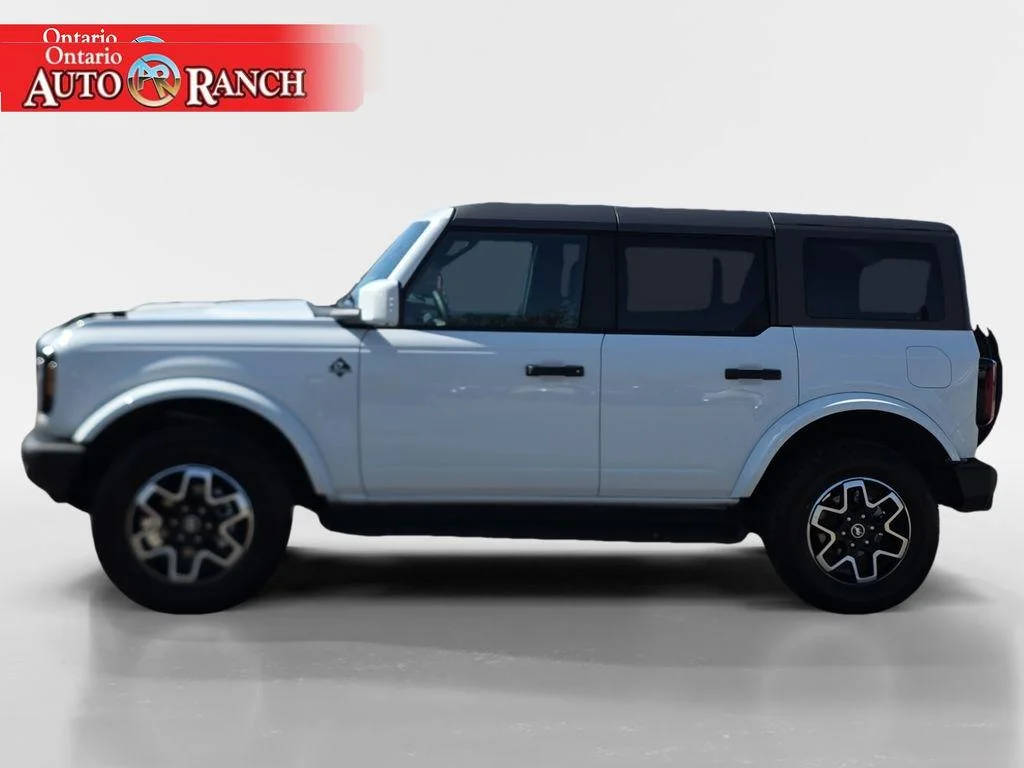 New 2026 OXFORD WHITE Ford Outer Banks image 2