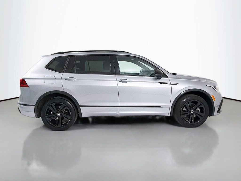 Used 2024 Pyrite Silver Metallic Volkswagen 2.0T SE R-Line Black 4MOTION image 8