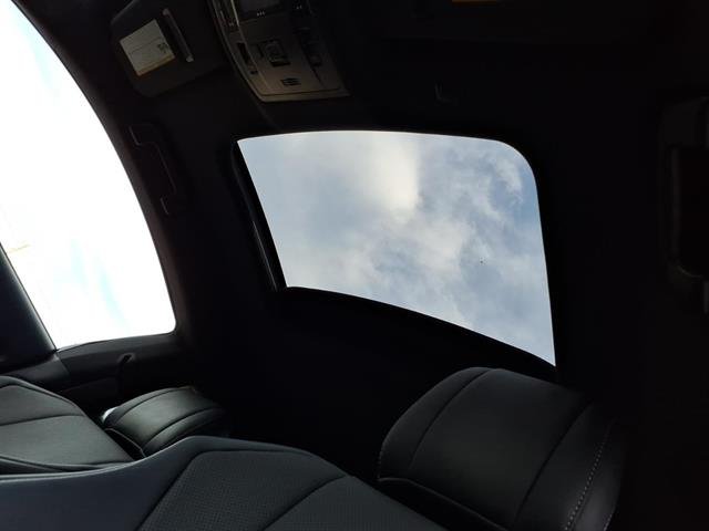 Used 2022 Obsidian Lexus Base image 9