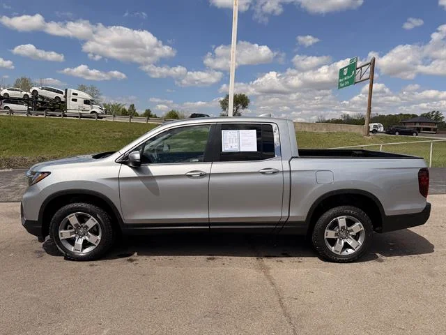 Certified Used 2026 Solar Silver Metallic Honda RTL image 6