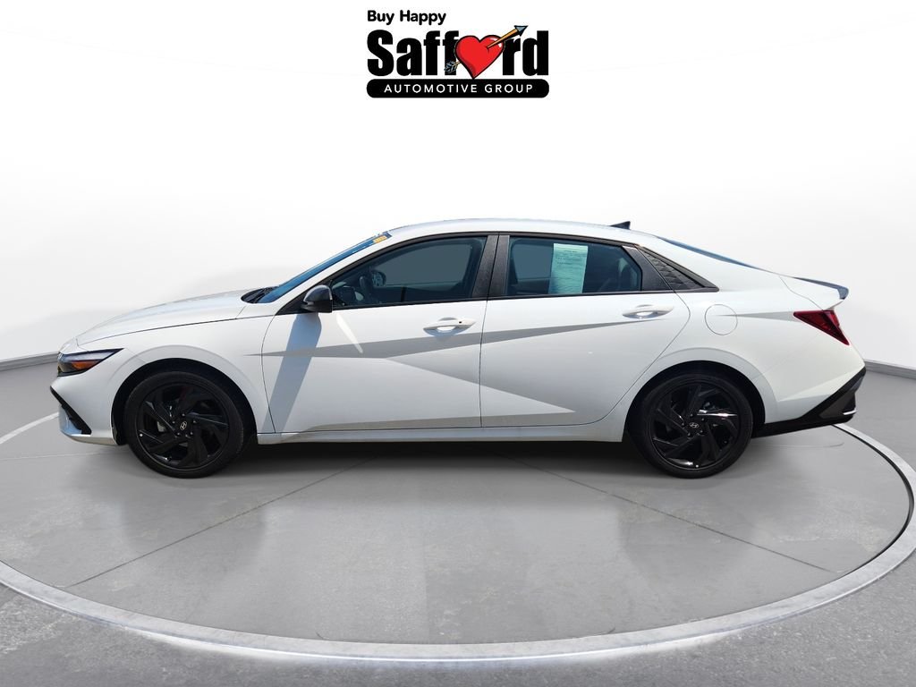 Used 2026 White Hyundai SEL Sport image 10