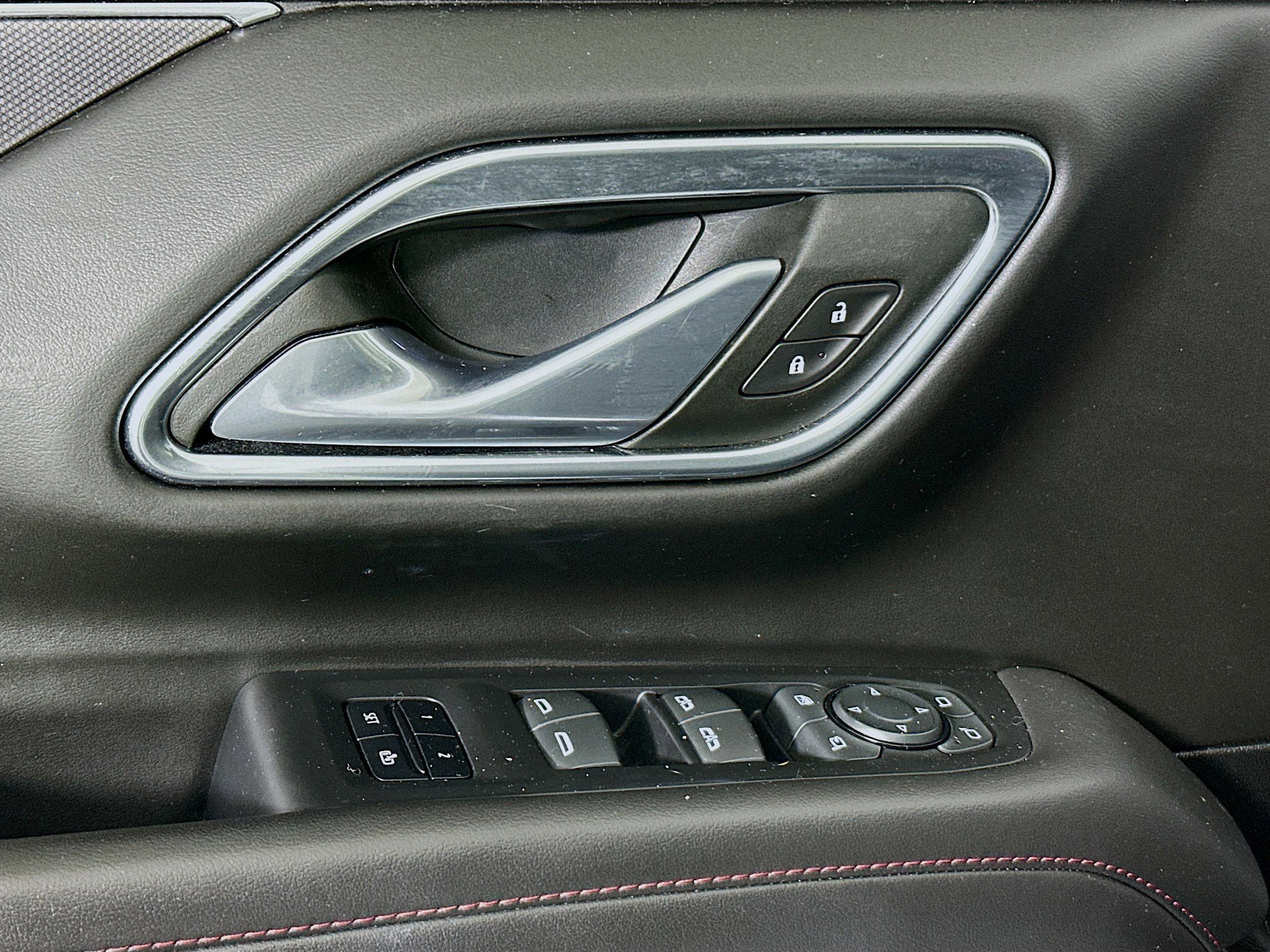 Used 2023 Summit White Chevrolet RST image 14