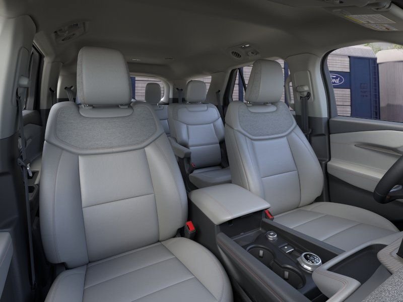 New 2026 Space White Metallic Ford Active image 10