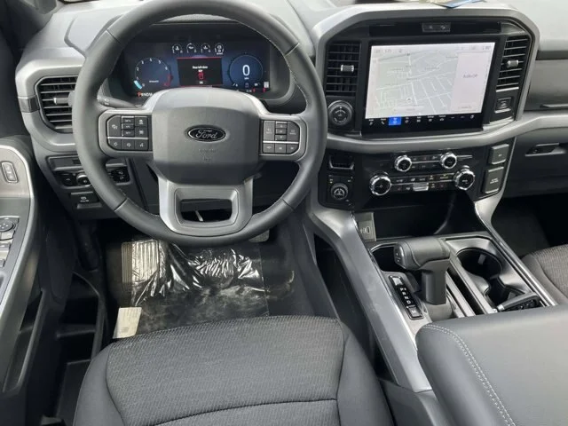 2026 Ford F-150 XLT - Photo 16