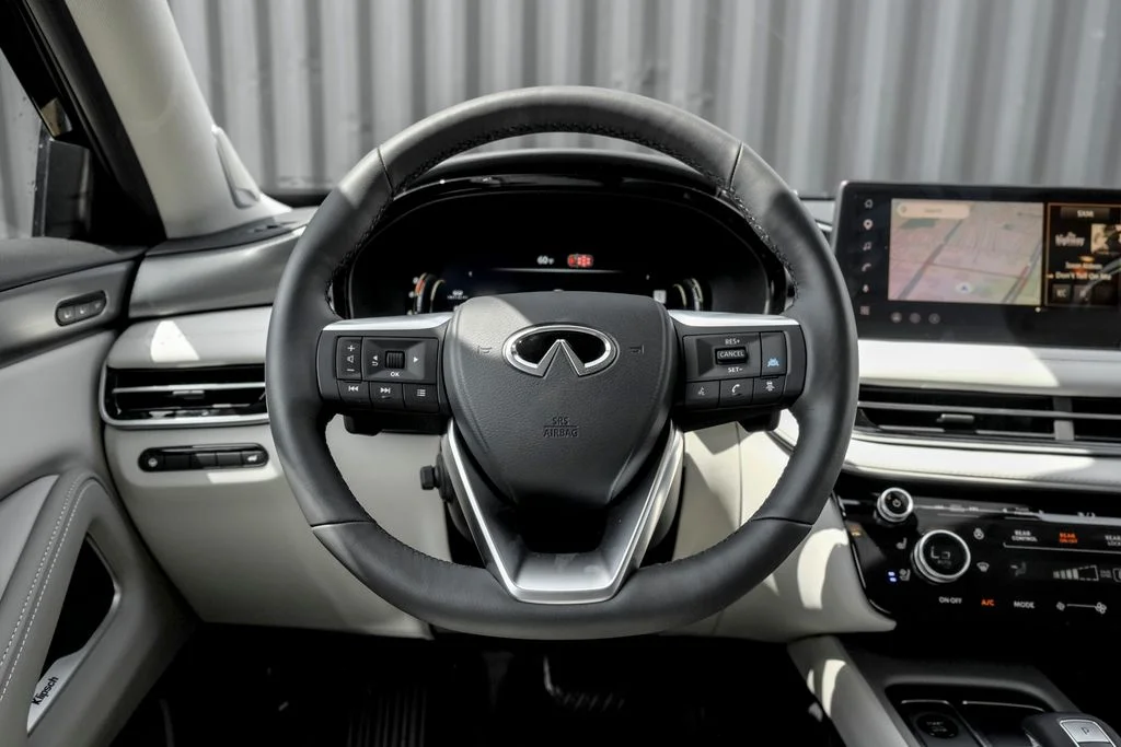 New 2027 MINERAL BLACK INFINITI Luxe AWD image 20