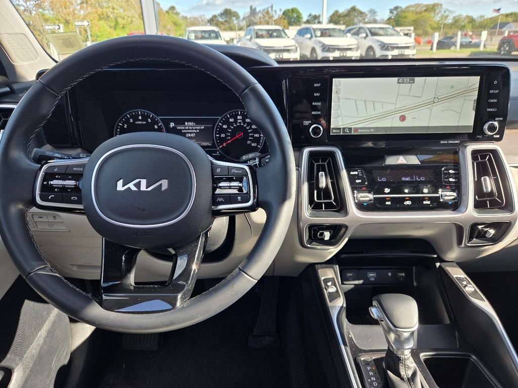 Used 2023 Gray Kia X-Line EX image 13