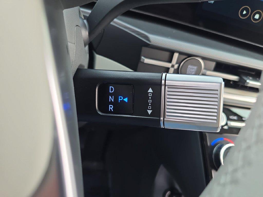 New 2026 Silver Hyundai SE image 19