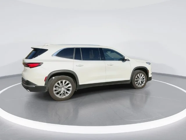 Used 2025 White Buick Preferred image 12