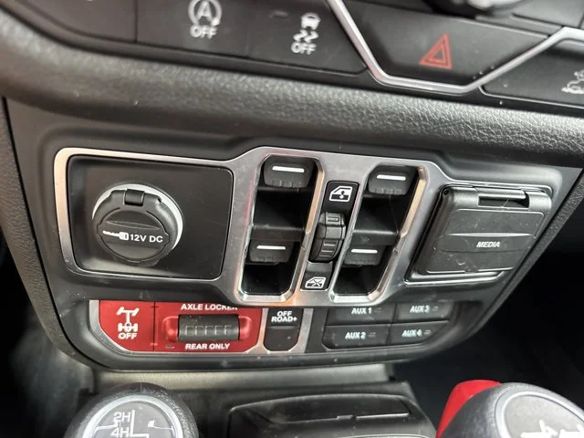 2025 Jeep Wrangler 4-Door Willys - Photo 34