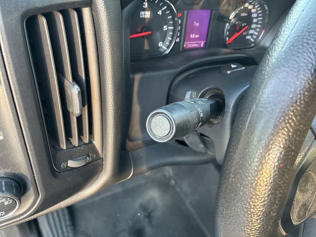 Used 2014 White Chevrolet Work Truck image 21