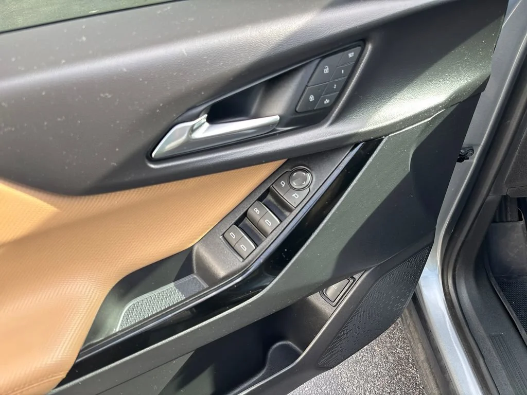 2025 Chevrolet Equinox ACTIV - Photo 26