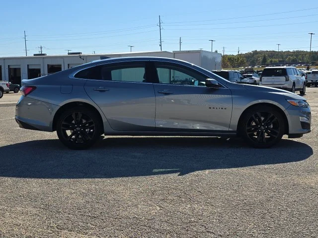 Used 2025 Gray Chevrolet LT image 6
