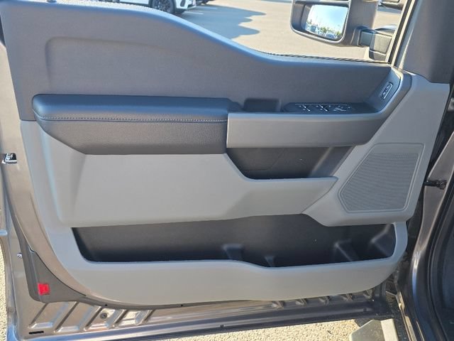 2024 Ford F-350 Super Duty XLT - Photo 32