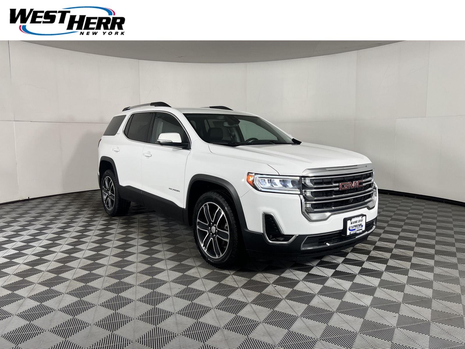Used 2023 Summit White GMC SLT image 1