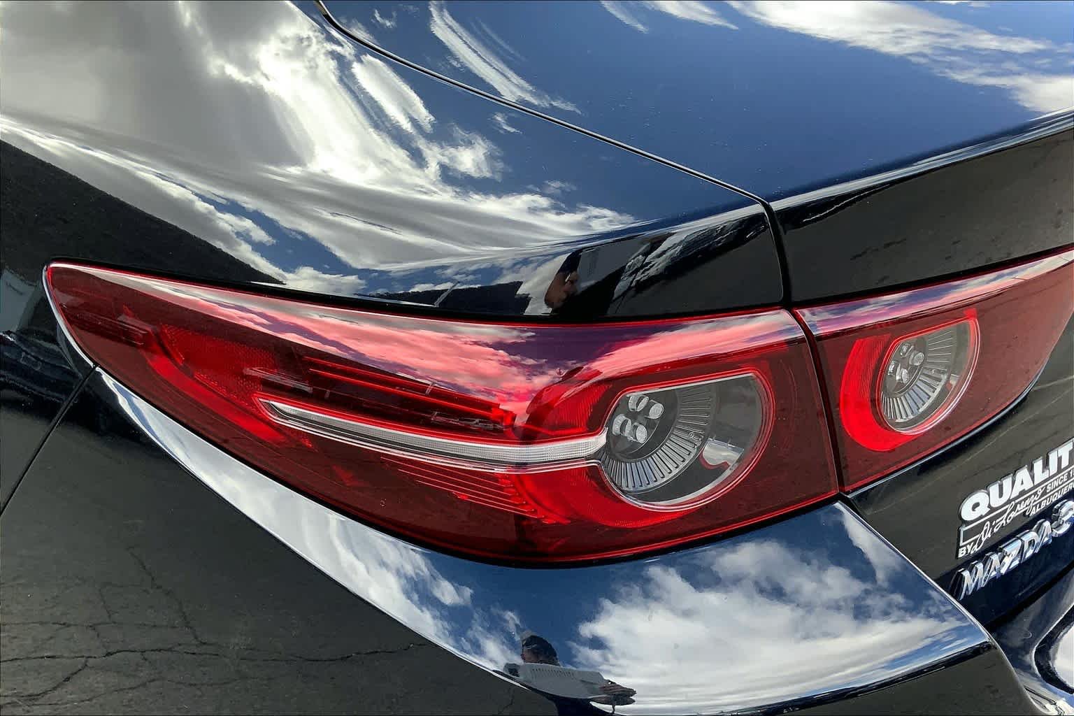 Used 2019 Jet Black Mica Mazda w/Premium Pkg image 28