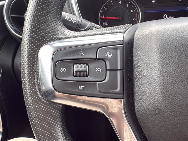 Used 2025 Summit White Chevrolet 2LT image 50