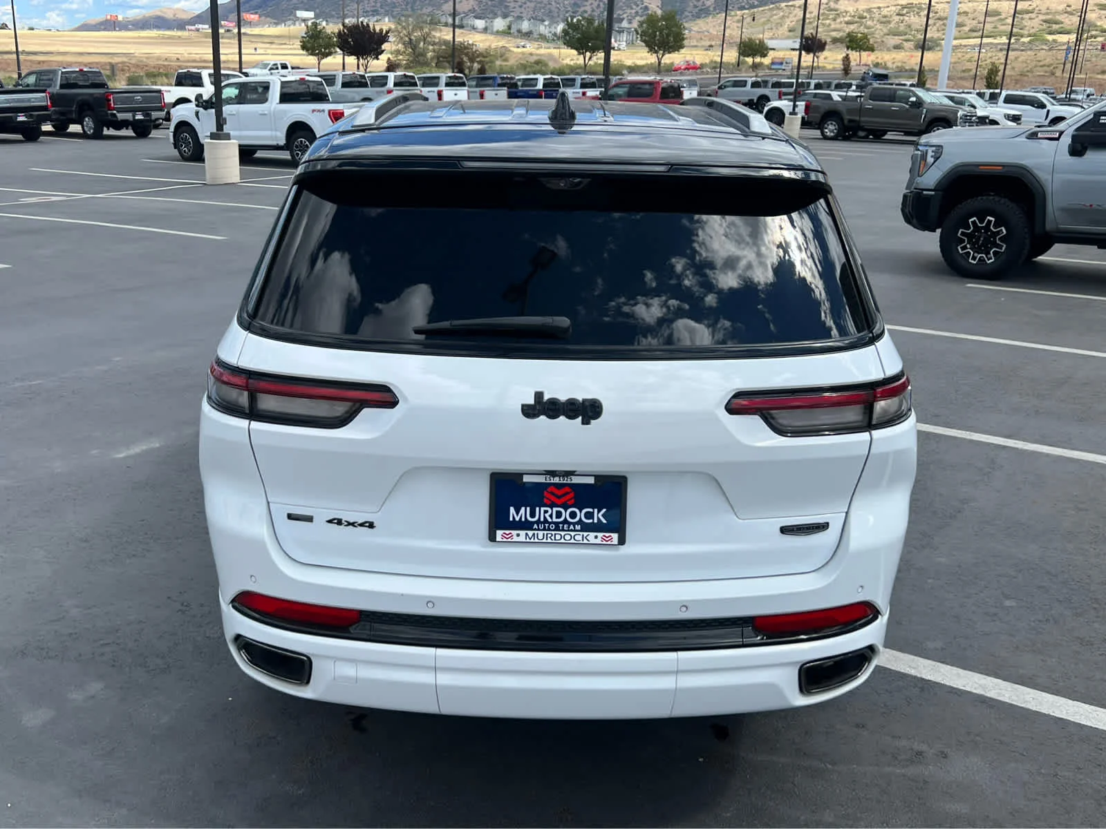 Used 2023 Bright White Clearcoat Jeep Summit image 9