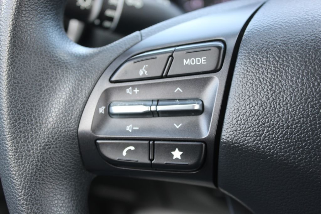 Used 2023 Gray Hyundai SEL image 26