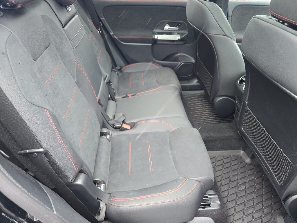 Certified Used 2023  Mercedes-Benz GLB 250 image 24