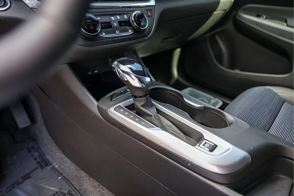 Used 2024 Ebony Twilight Metallic Buick Preferred image 19